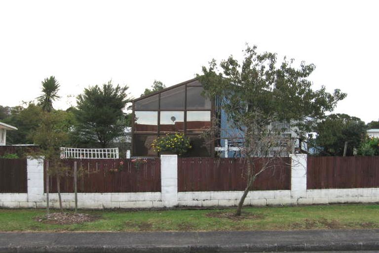 Photo of property in 21 Tabitha Crescent, Henderson, Auckland, 0612