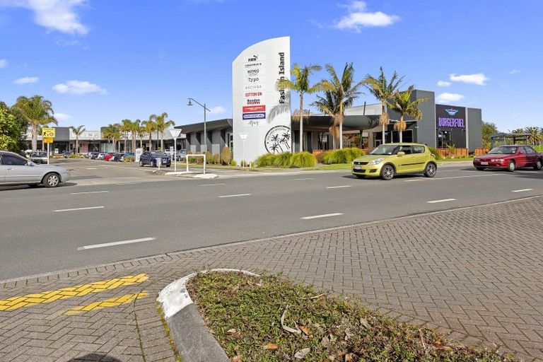 Photo of property in 16 Blanche Road, Papamoa Beach, Papamoa, 3118