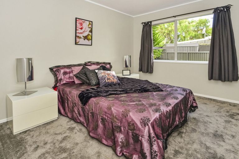 Photo of property in 144 Coxhead Road, Wattle Downs, Auckland, 2103