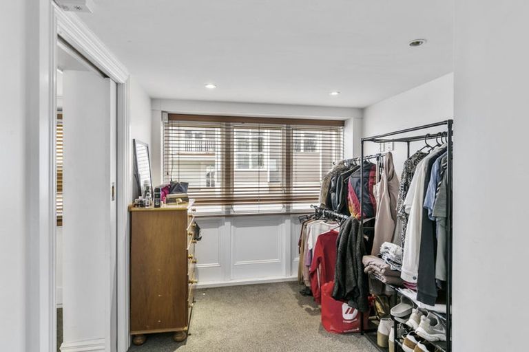 Photo of property in 1/246 The Terrace, Wellington Central, Wellington, 6011