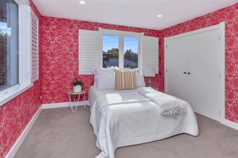 Photo of property in 17a Halton Street, Strowan, Christchurch, 8052