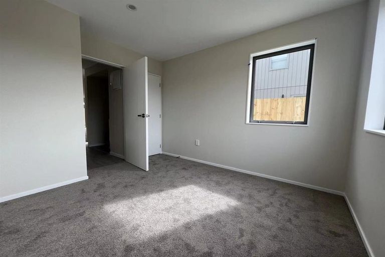 Photo of property in 65 Kaha Road, Papakura, 2110