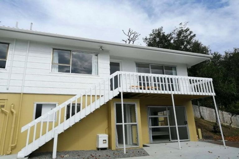 Photo of property in 1/54 Stapleford Crescent, Browns Bay, Auckland, 0630