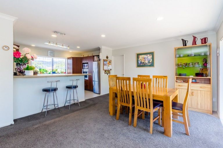 Photo of property in 7 Central Park, Paraparaumu Beach, Paraparaumu, 5032