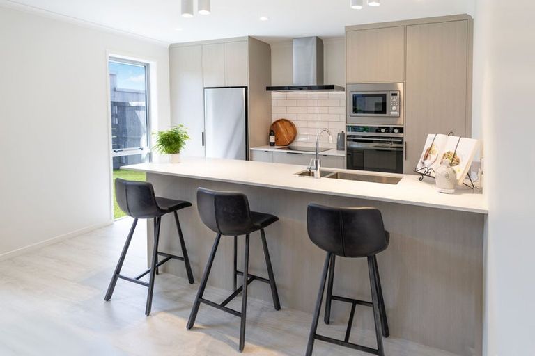 Photo of property in 22 Ranfurly Road, Papatoetoe, Auckland, 2104