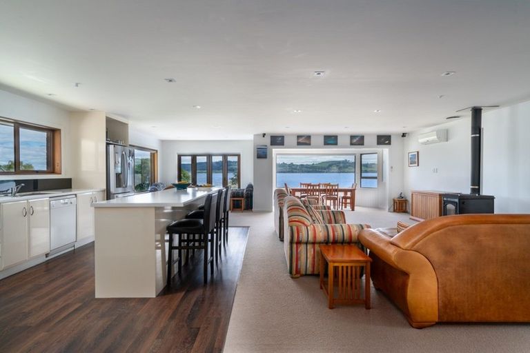 Photo of property in 31 Rainbow Drive, Rainbow Point, Taupo, 3330