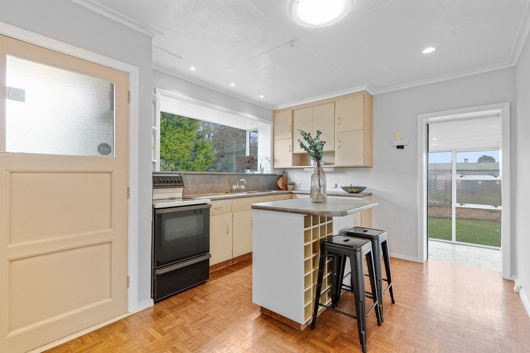 Photo of property in 106 Bush Road, Mosgiel, 9024