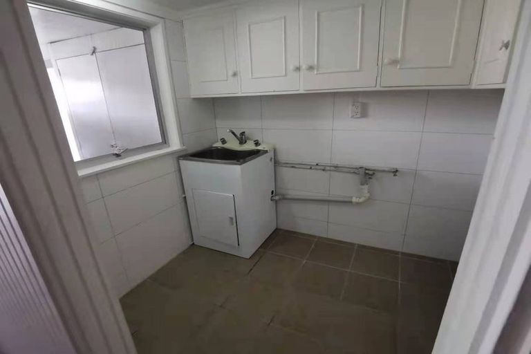 Photo of property in 59 Sheridan Drive, New Lynn, Auckland, 0600