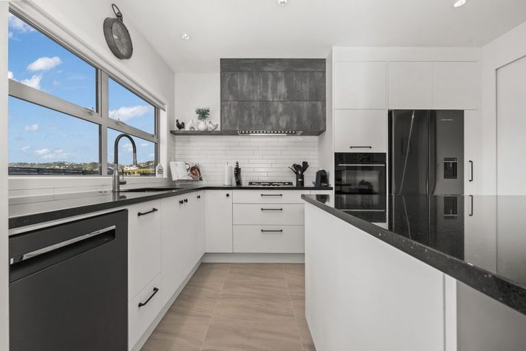 Photo of property in 17 John Burke Drive, Aotea, Porirua, 5024