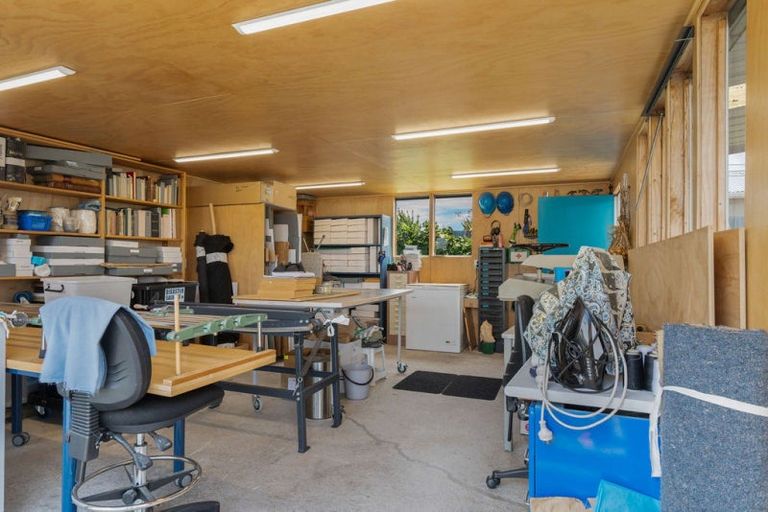 Photo of property in 2 Hinau Place, Lansdowne, Masterton, 5810