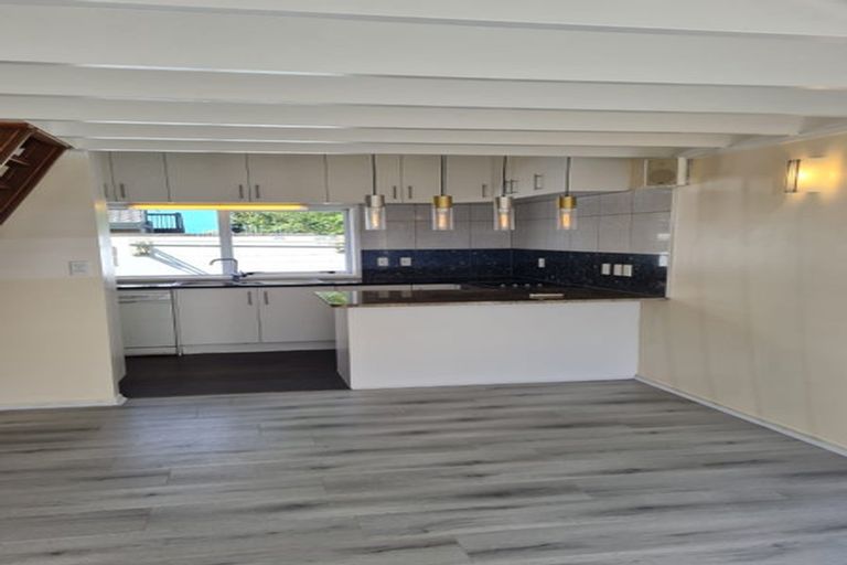 Photo of property in 21 Waipa Street, Birkenhead, Auckland, 0626