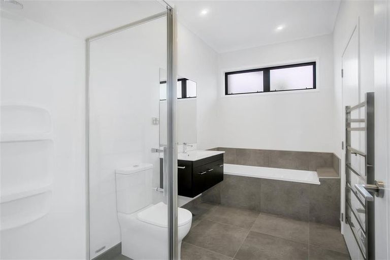 Photo of property in 20 Piripono Crescent, Pukekohe, 2120