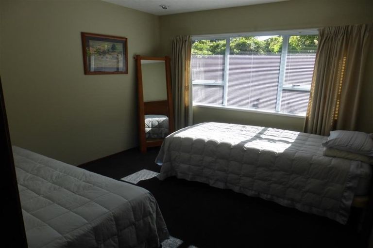 Photo of property in 6 Rowanwood Close, Halswell, Christchurch, 8025