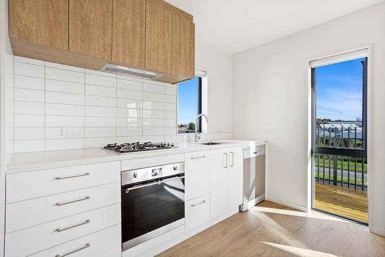 Photo of property in 8 Te Napi Drive, Takanini, Auckland, 2112