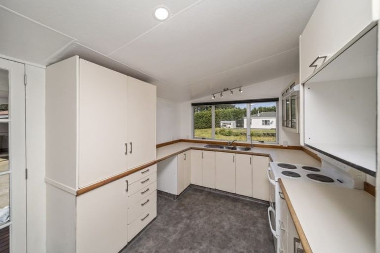 Photo of property in 6 Egmont Street, Normanby, Hawera, 4614