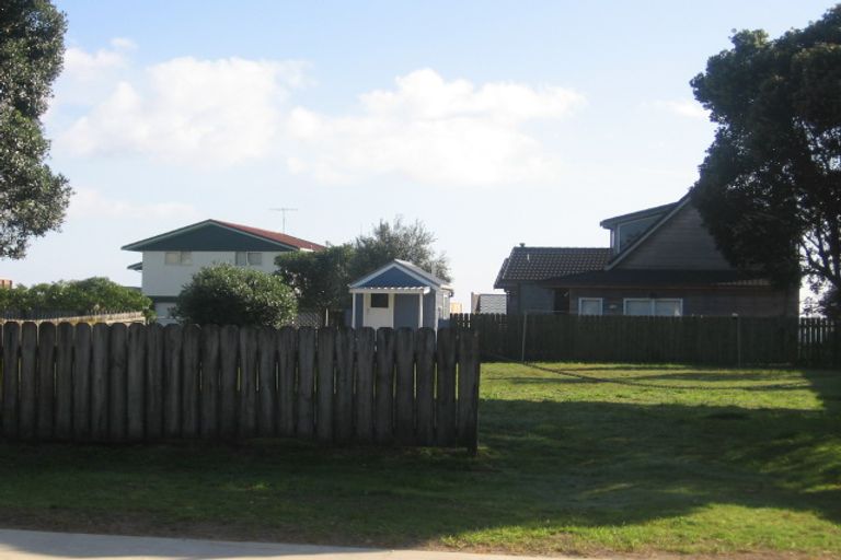 Photo of property in 240 Kenwood Drive, Matarangi, Whitianga, 3592