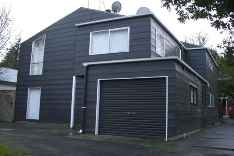 Photo of property in 8a Opoia Road, Hamilton East, Hamilton, 3216