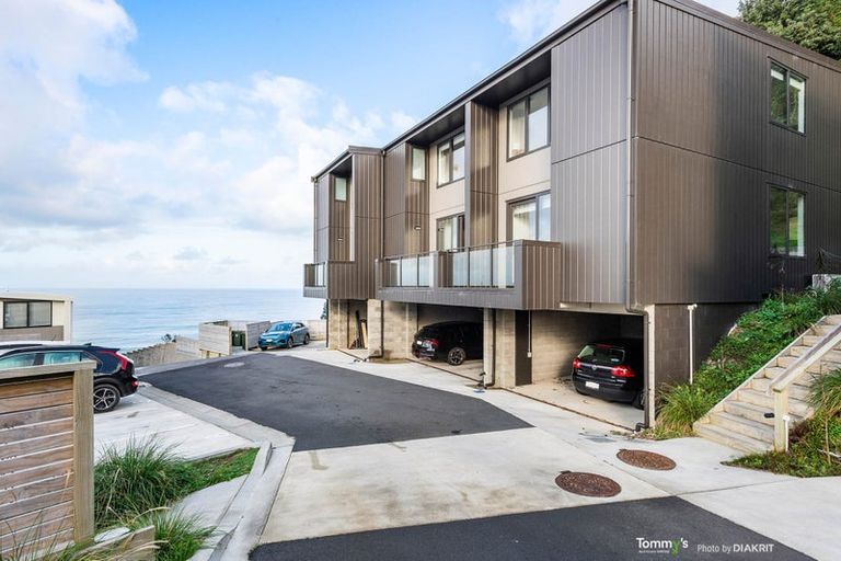 Photo of property in 16/52 High Street, Island Bay, Wellington, 6023