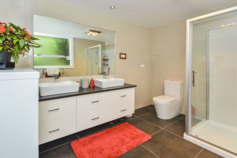 Photo of property in 144 Coxhead Road, Wattle Downs, Auckland, 2103
