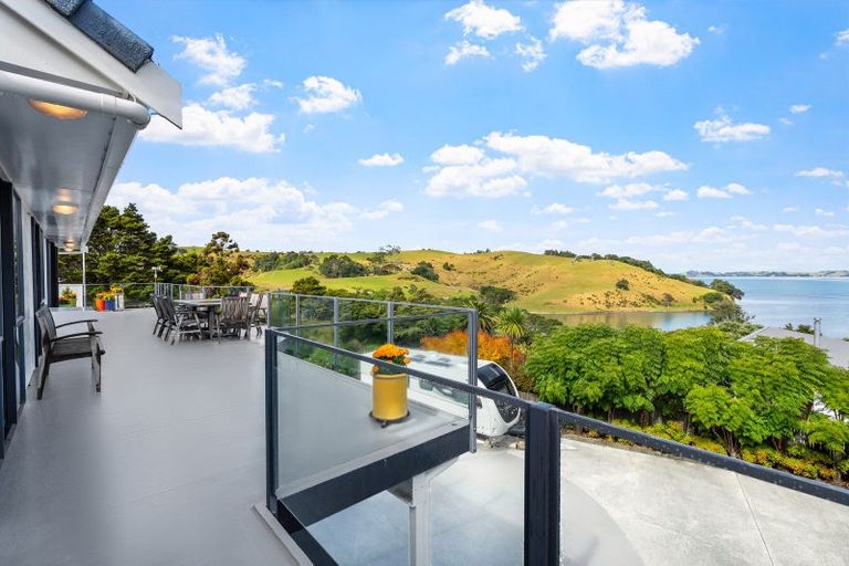 Photo of property in 4 Kookaburra Drive, Tawharanui Peninsula, Warkworth, 0986