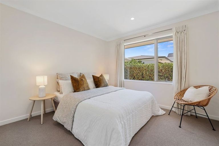 Photo of property in 32 The Runway, Wigram, Christchurch, 8042