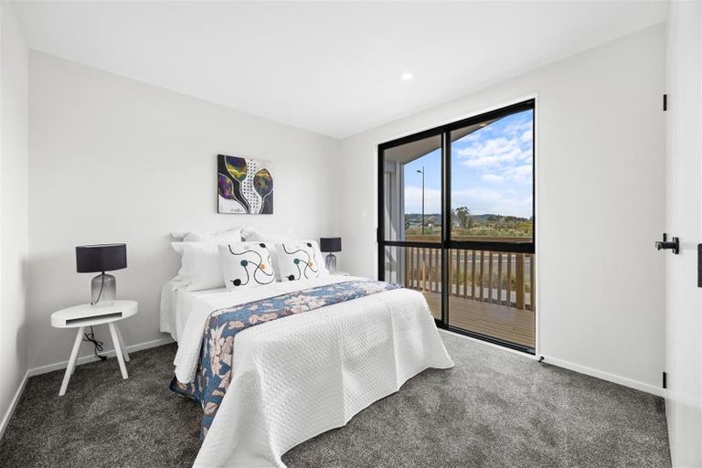 Photo of property in 73 Tributary Parade, Karaka, Papakura, 2113