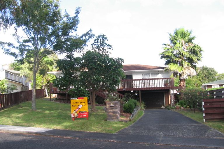 Photo of property in 15 Linley Place, Hillcrest, Auckland, 0627