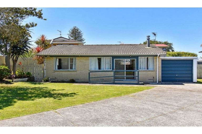 Photo of property in 1/576a Weymouth Road, Weymouth, Auckland, 2103