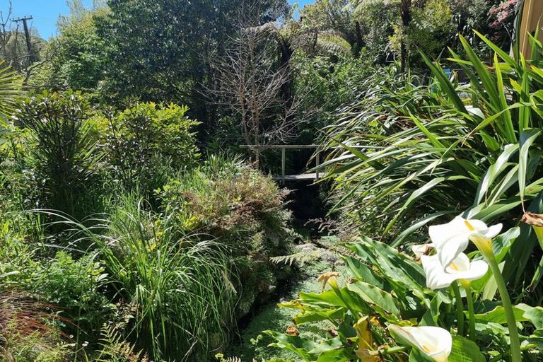 Photo of property in 9 Milton Terrace, Picton, 7220