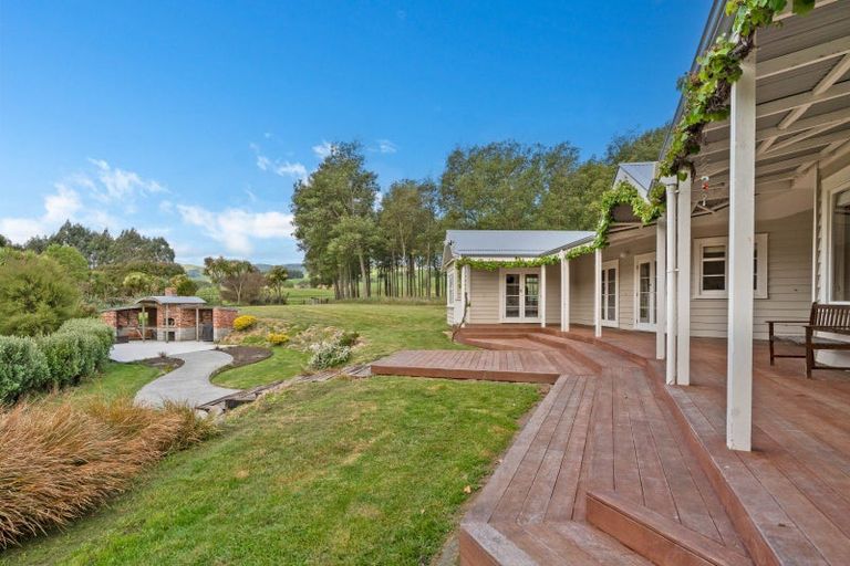 Photo of property in 784 Ponatahi Road, Martinborough, Carterton, 5792
