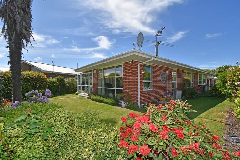 Photo of property in 87 Banks Avenue, Dallington, Christchurch, 8061