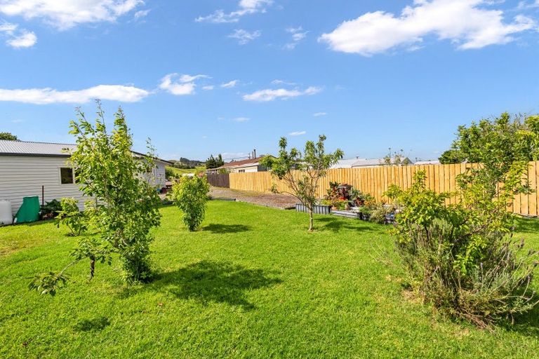 Photo of property in 1 Belton Place, Hikurangi, 0114