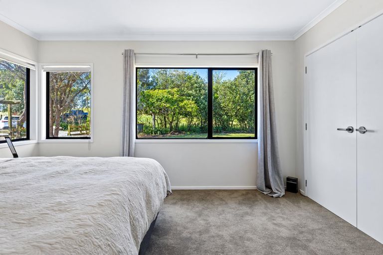 Photo of property in 3 Waiteitei Road, Wellsford, 0974