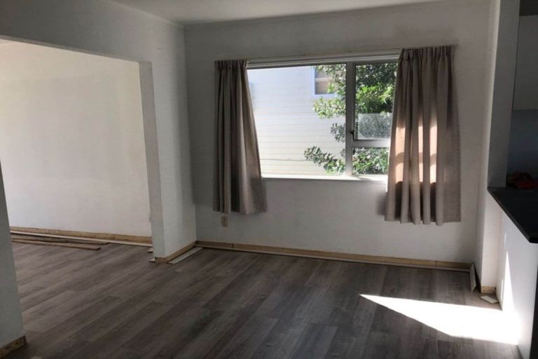 Photo of property in 24 Lingfield Street, Glenfield, Auckland, 0629