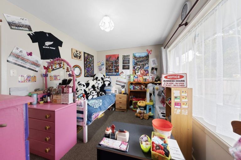 Photo of property in 174 Shortland Street, Aranui, Christchurch, 8061