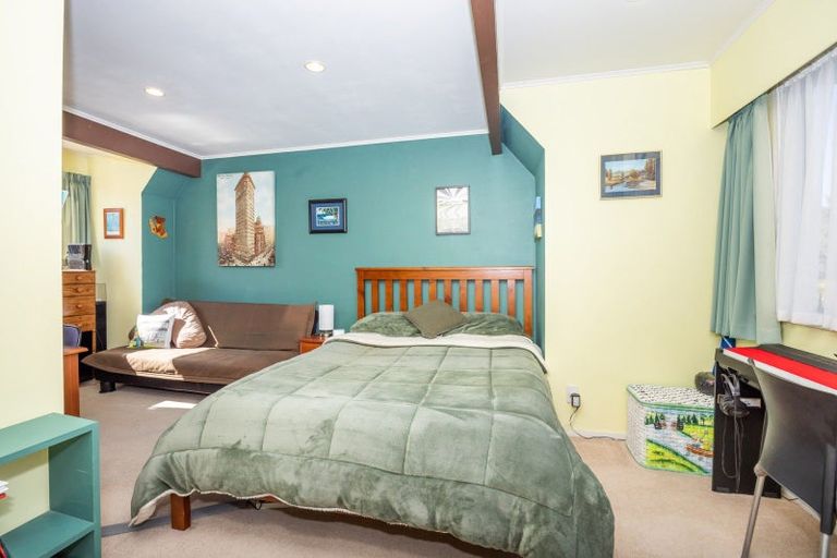 Photo of property in 13 Lachlan Drive, Dinsdale, Hamilton, 3204