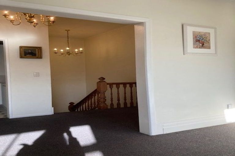 Photo of property in 72 Oriental Parade, Oriental Bay, Wellington, 6011