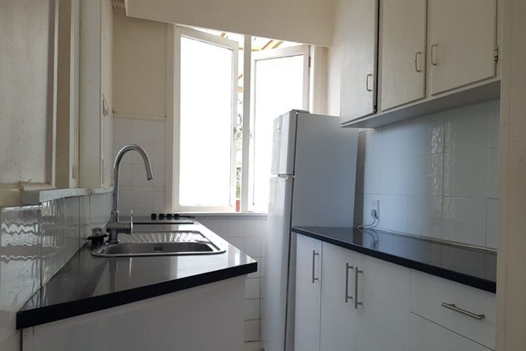 Photo of property in 45 Moore Street, Hillcrest, Auckland, 0627