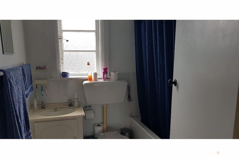 Photo of property in 58 Wilkin Street, Waimate, 7924