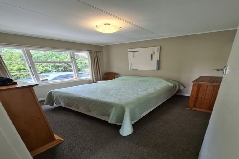 Photo of property in 186 Huatoki Street, Upper Vogeltown, New Plymouth, 4310