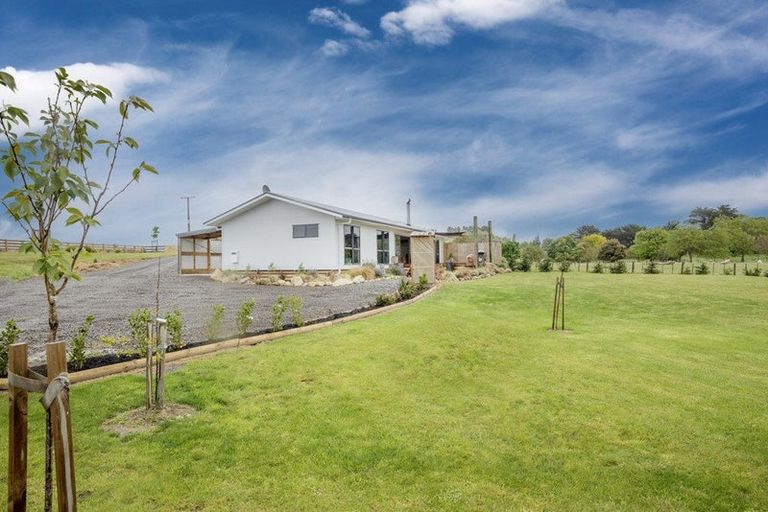 Photo of property in 710 Maharakeke Road, Hatuma, Waipukurau, 4281