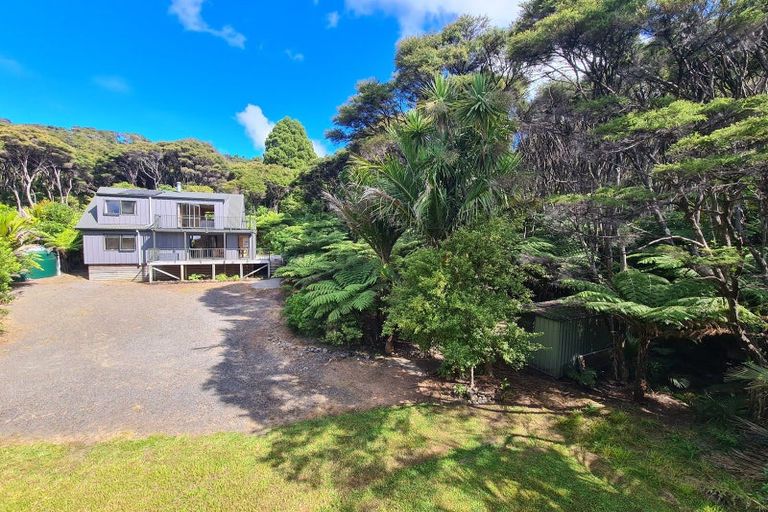 Photo of property in 5 Waihirere Drive, Tuateawa, Coromandel, 3583