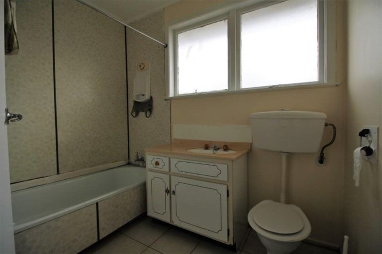 Photo of property in 23 Eastburn Street, Papakura, 2110