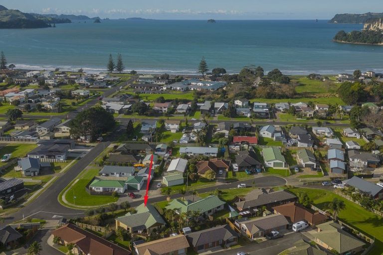 Photo of property in 4 Mayfair Close, Whitianga, 3510