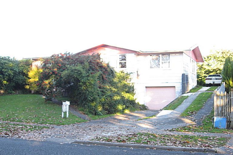 Photo of property in 70 Aotea Crescent, Tokoroa, 3420
