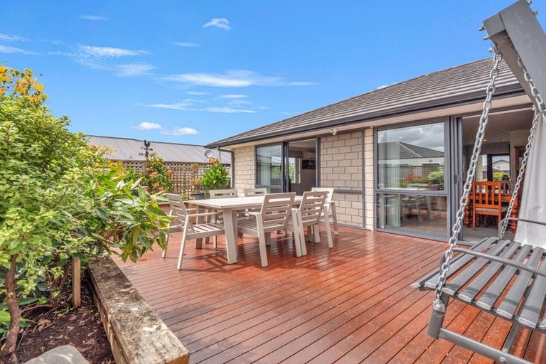 Photo of property in 63 Darlington Street, Ngatea, 3503