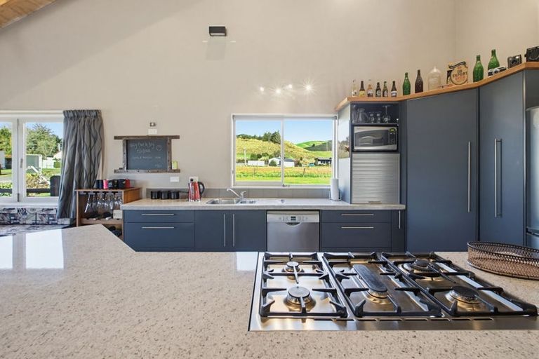 Photo of property in 8 Westoe Street, Waikaia, 9778