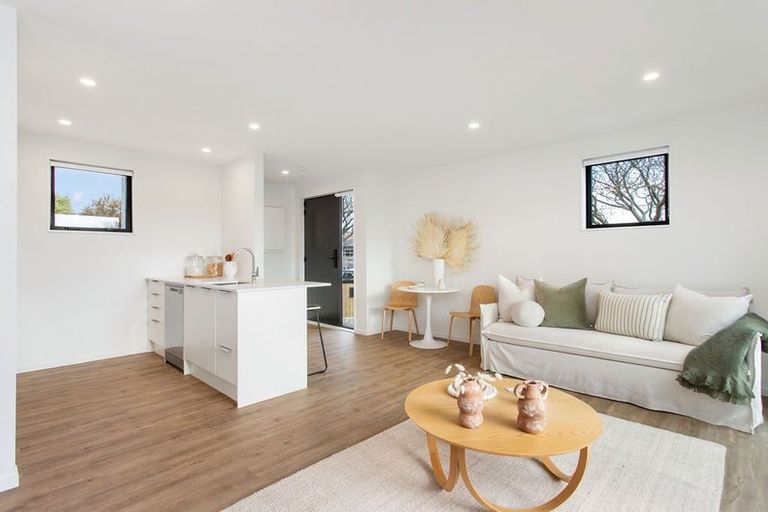 Photo of property in 1/18 Meadowville Avenue, Spreydon, Christchurch, 8024