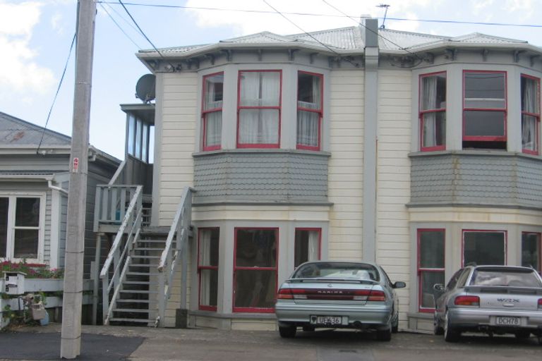 Photo of property in 61 Pirie Street, Mount Victoria, Wellington, 6011