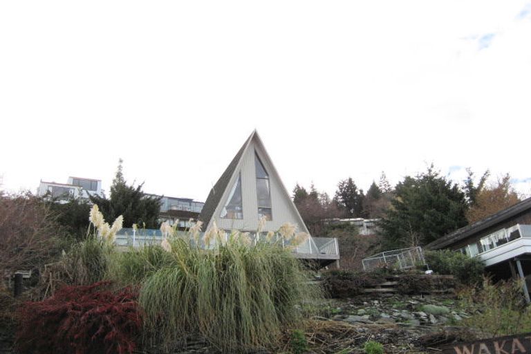 Photo of property in 1 Wakatipu Heights, Queenstown, 9300